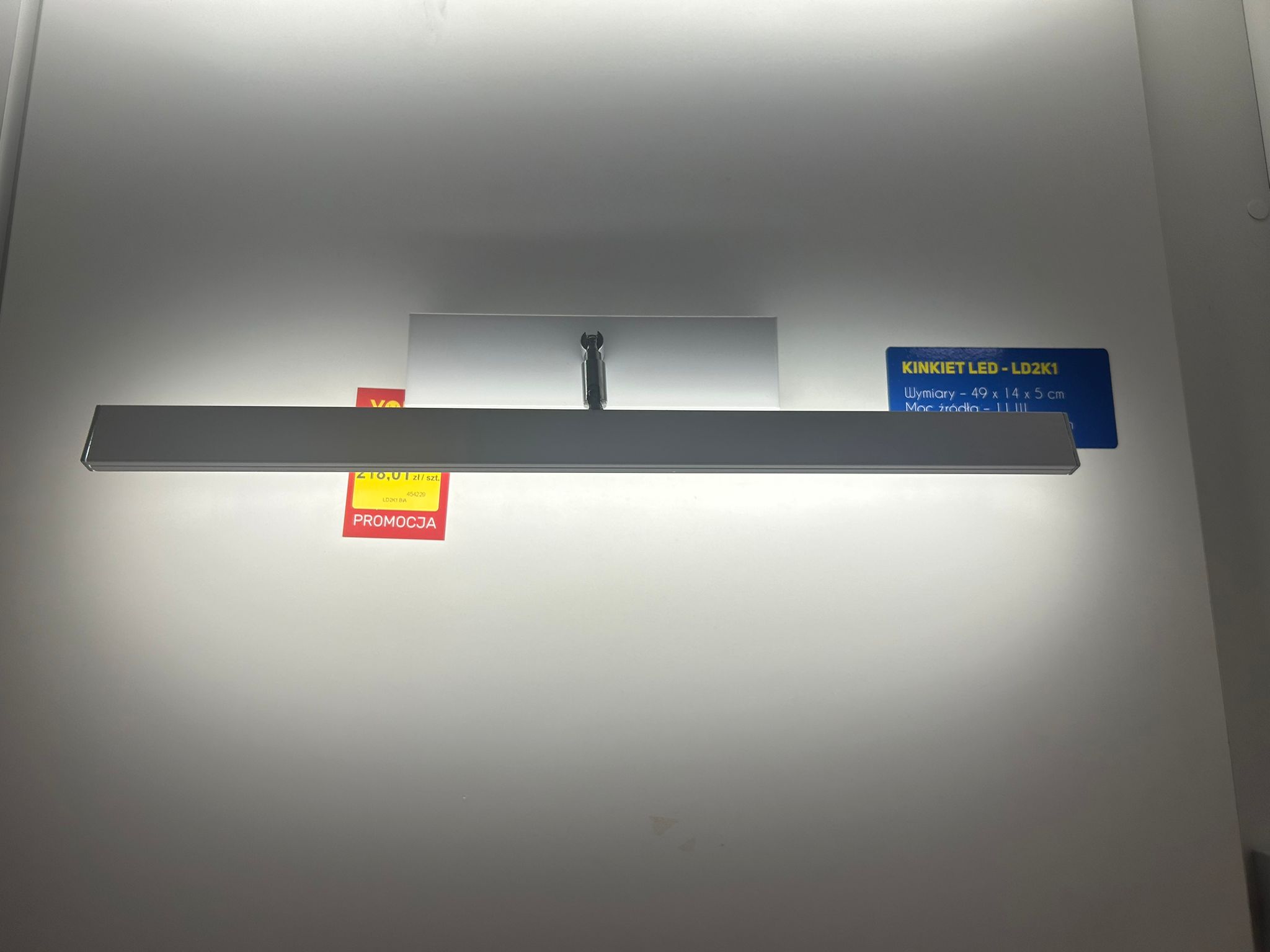 454228